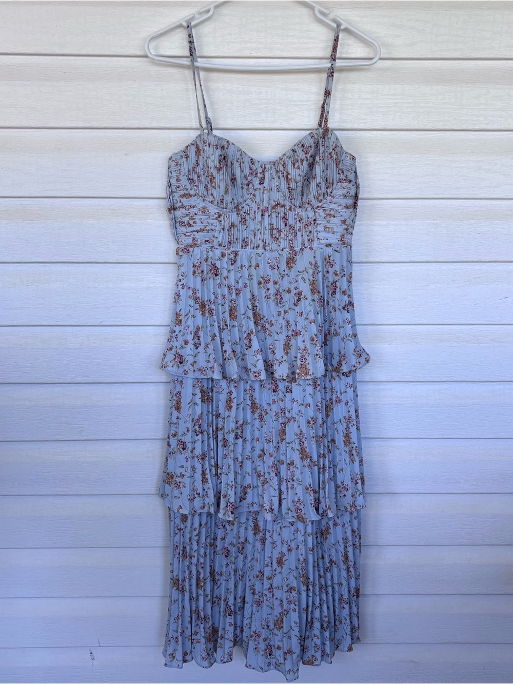 Lulus Spaghetti Strap Floral Tiered Maxi Dress in Light Blue Size Small